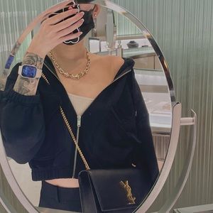 Meet your Posher, Celeste